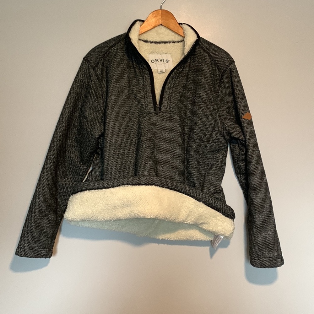 ORVIS pull over. Mens medium. - Picture 9 of 14